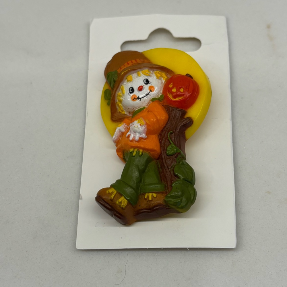 Vintage Hallmark Scarecrow with Jack O' Lantern Halloween Lapel Pin 1970's